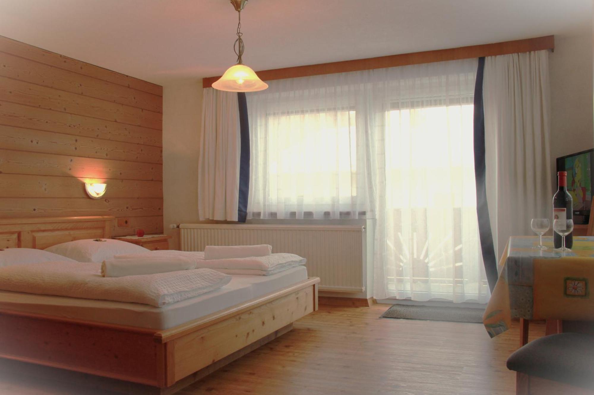 Haus Lechblick Homestay Steeg
