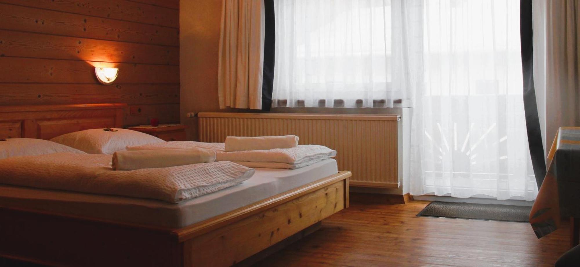 Haus Lechblick Homestay *