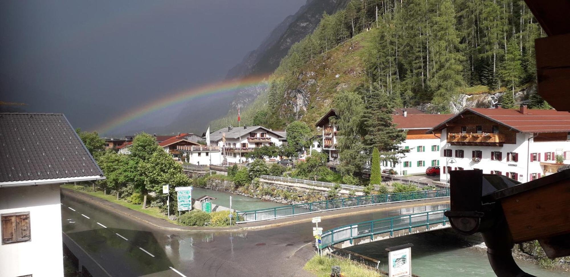 Haus Lechblick Homestay Steeg